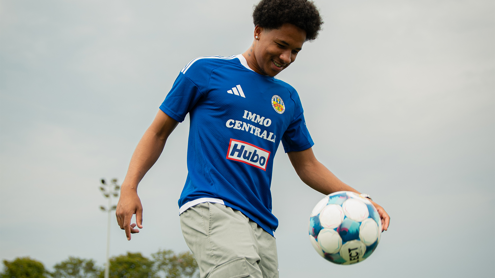 R. Knokke FC en Ryan Adewusi beëindigen samenwerking